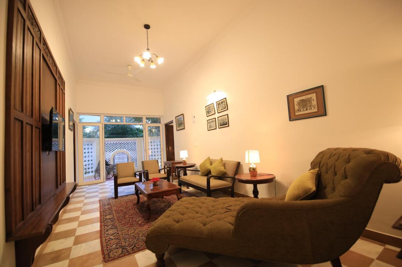Hotel Roop Niwas Kothi, Near Mandawa Nawalgarh Exterior foto